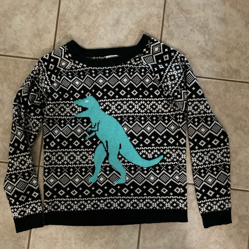 Sweater medium- t-Rex and black & white pattern